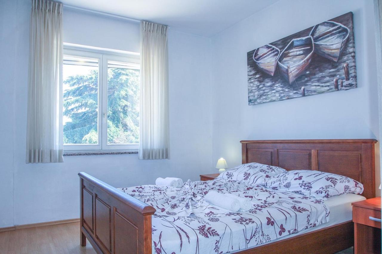 Apartments Simonetti Πόρετς Εξωτερικό φωτογραφία