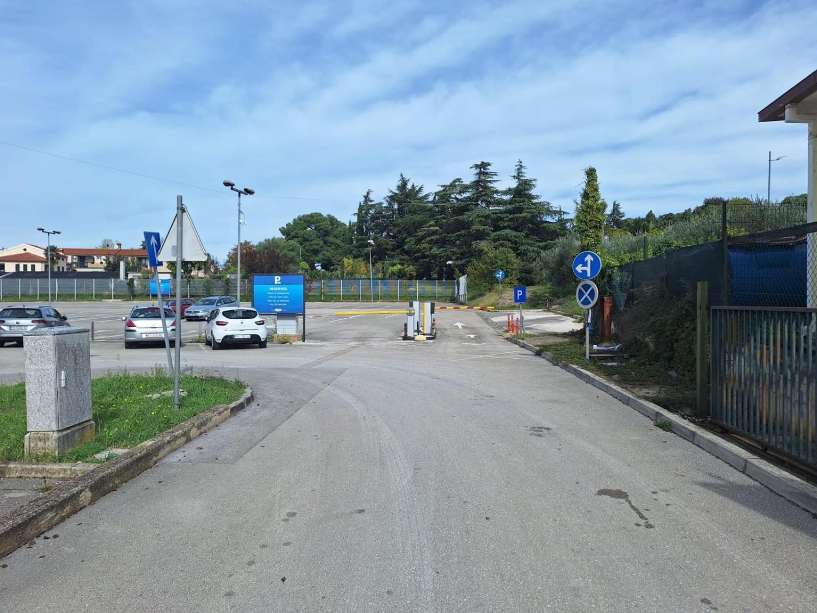 Apartments Simonetti Πόρετς Εξωτερικό φωτογραφία