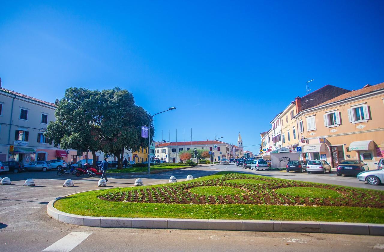Apartments Simonetti Πόρετς Εξωτερικό φωτογραφία