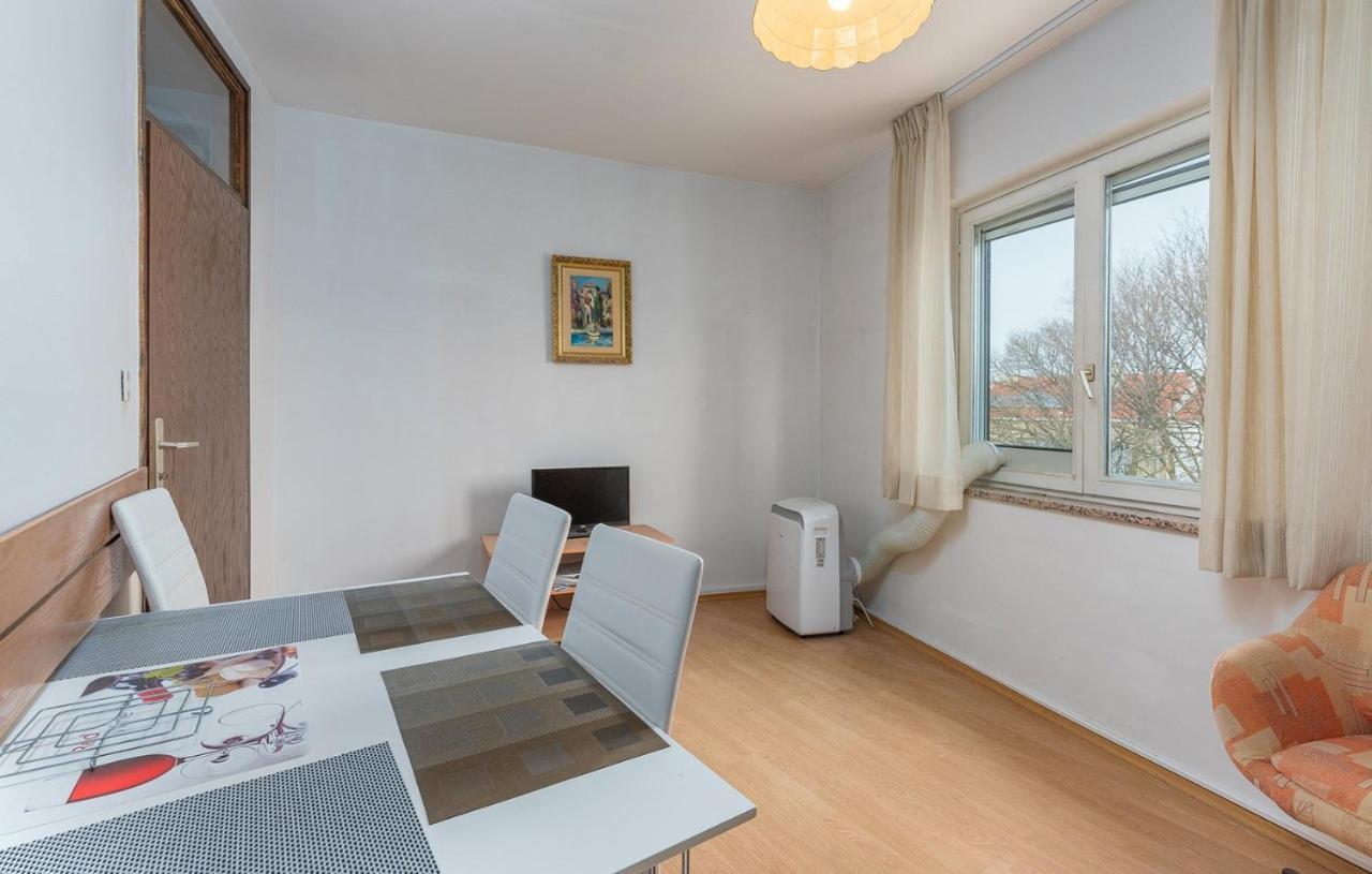 Apartments Simonetti Πόρετς Εξωτερικό φωτογραφία